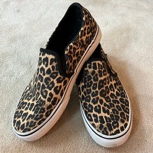 Size 8.5 cheetah Vans